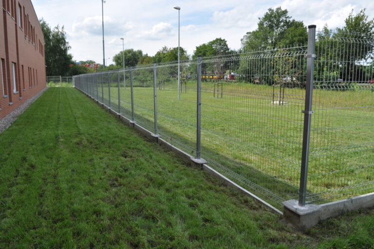 Ogrodzenie placu zabaw